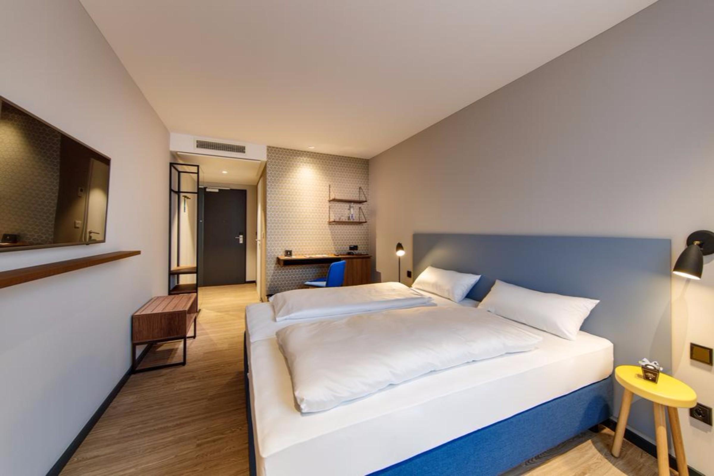 Elaya Hotel Гёппинген Экстерьер фото